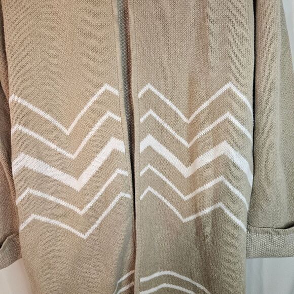 Laura Scott Sweater Size large - Picture 3 of 9